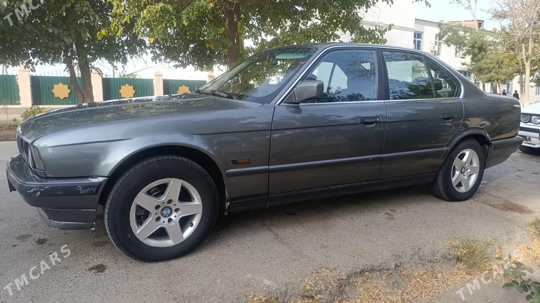 BMW 520 1990 - 75 000 TMT - Türkmengala - img 2