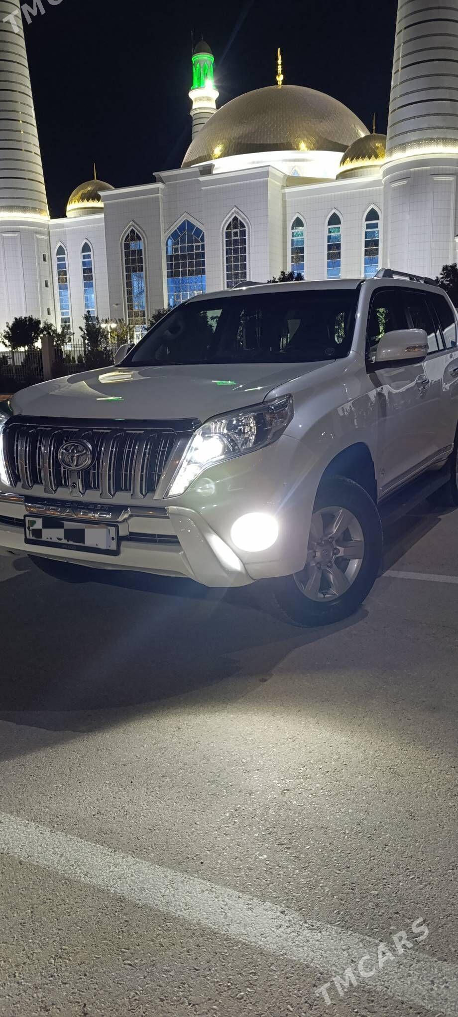 Toyota Land Cruiser 2013 - 630 000 TMT - Балканабат - img 1