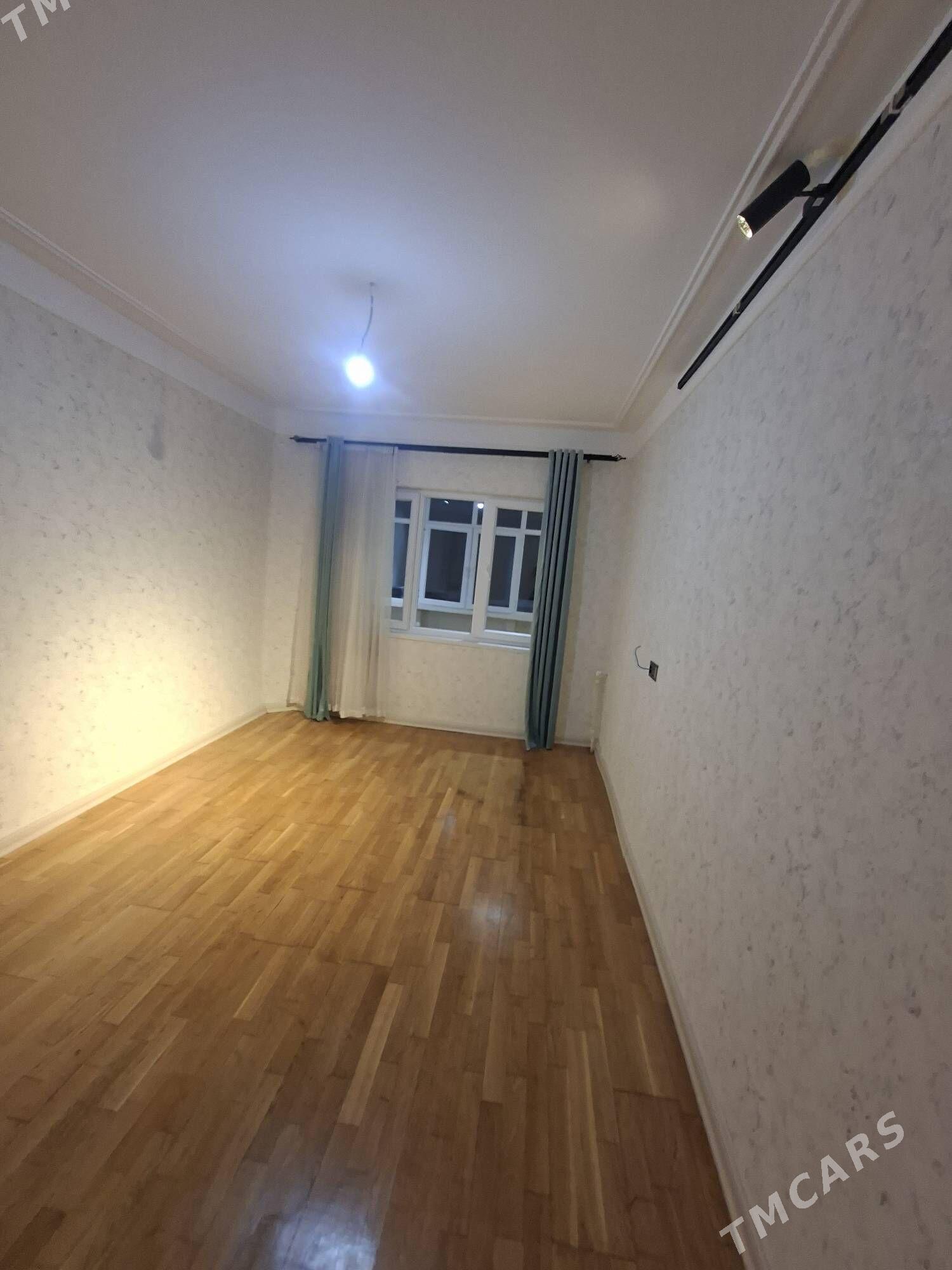 Eÿesinden satlyk jaÿ - Parahat 1 - img 10