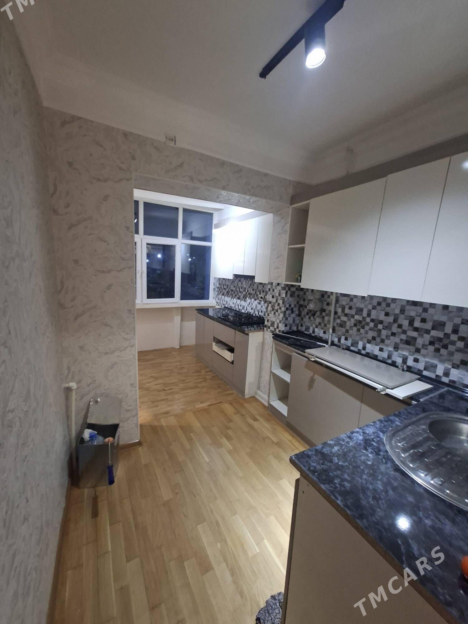 Eÿesinden satlyk jaÿ - Parahat 1 - img 2