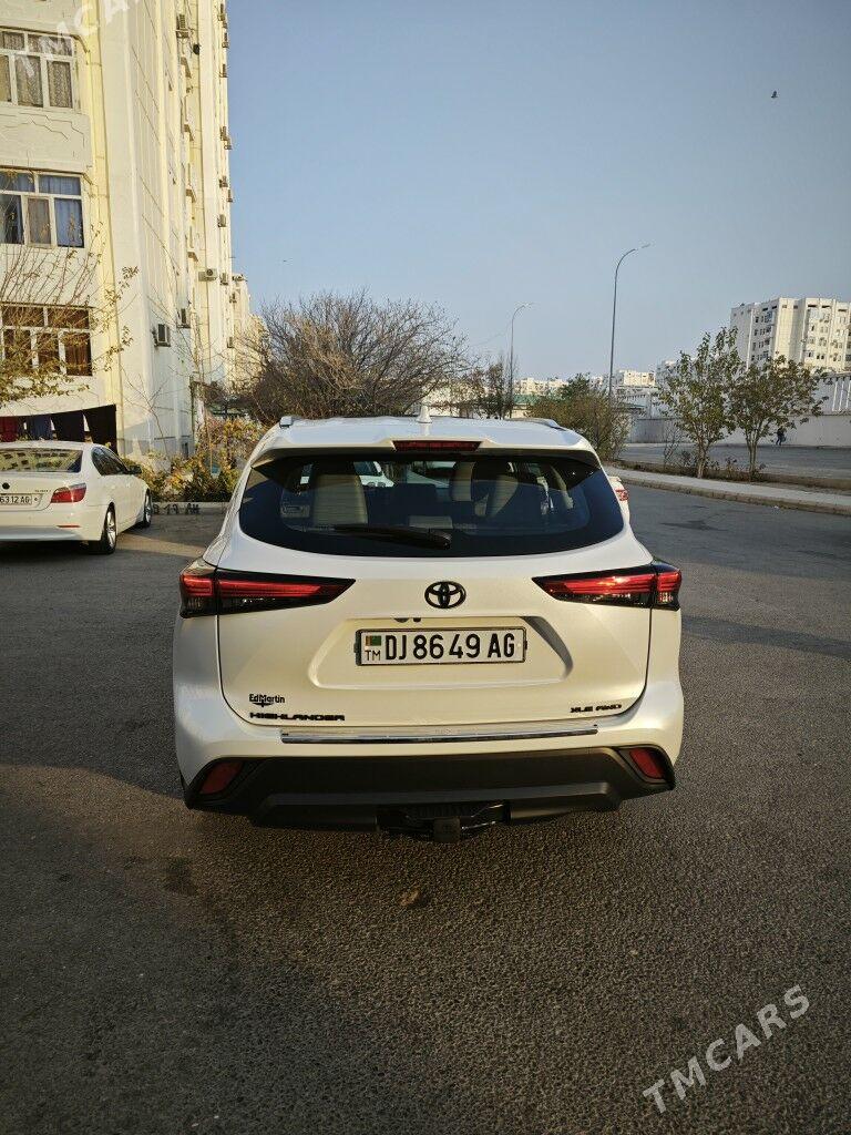 Toyota Highlander 2023 - 627 000 TMT - Ашхабад - img 4