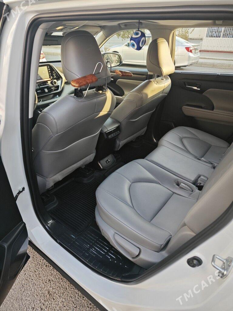 Toyota Highlander 2023 - 627 000 TMT - Ашхабад - img 6