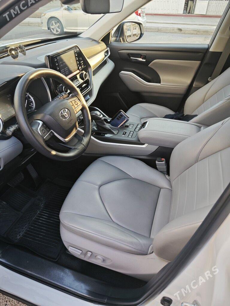 Toyota Highlander 2023 - 627 000 TMT - Ашхабад - img 9