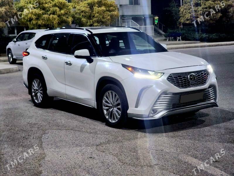 Toyota Highlander 2022 - 540 000 TMT - Теджен - img 1
