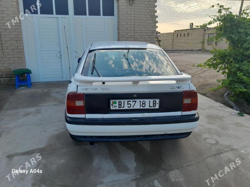Opel Vectra 1990 - 20 000 TMT - Дянев - img 4