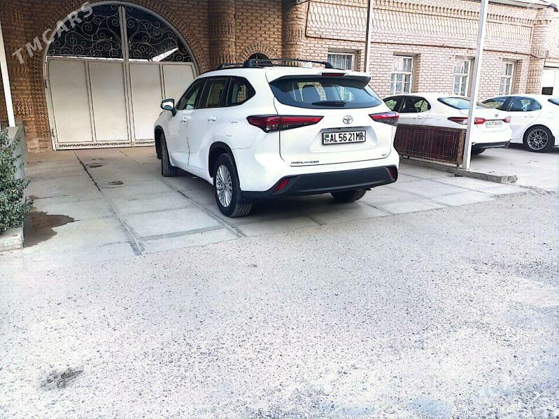 Toyota Highlander 2020 - 500 000 TMT - Мары - img 3