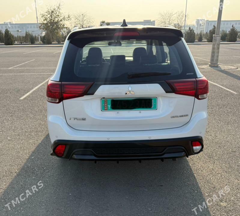 Mitsubishi Outlander 2022 - 310 000 TMT - Aşgabat - img 2