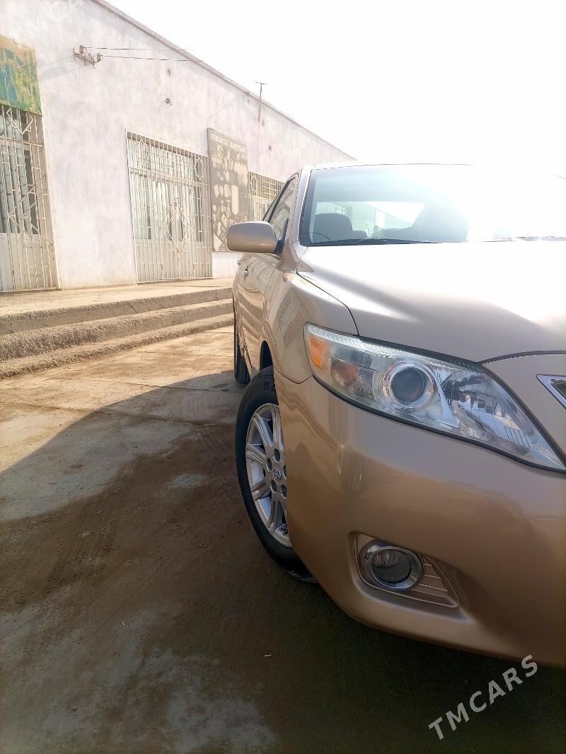 Toyota Camry 2010 - 220 000 TMT - Köneürgenç - img 2