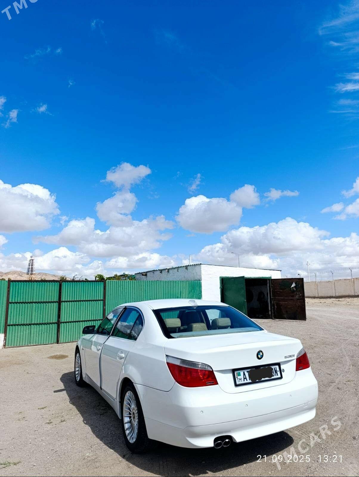 BMW E60 2004 - 182 000 TMT - Туркменбаши - img 7