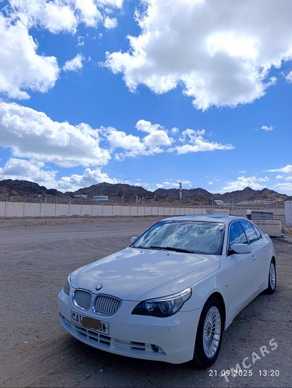 BMW E60 2004 - 182 000 TMT - Туркменбаши - img 1