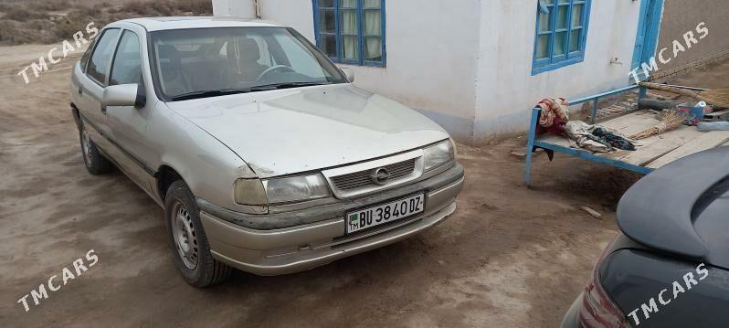 Opel Vectra 1993 - 30 000 TMT - Гурбансолтан Едже - img 4