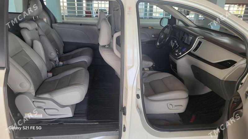 Toyota Sienna 2017 - 375 000 TMT - 11 мкр - img 6