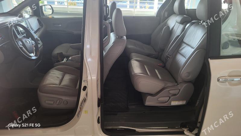 Toyota Sienna 2017 - 375 000 TMT - 11 мкр - img 5