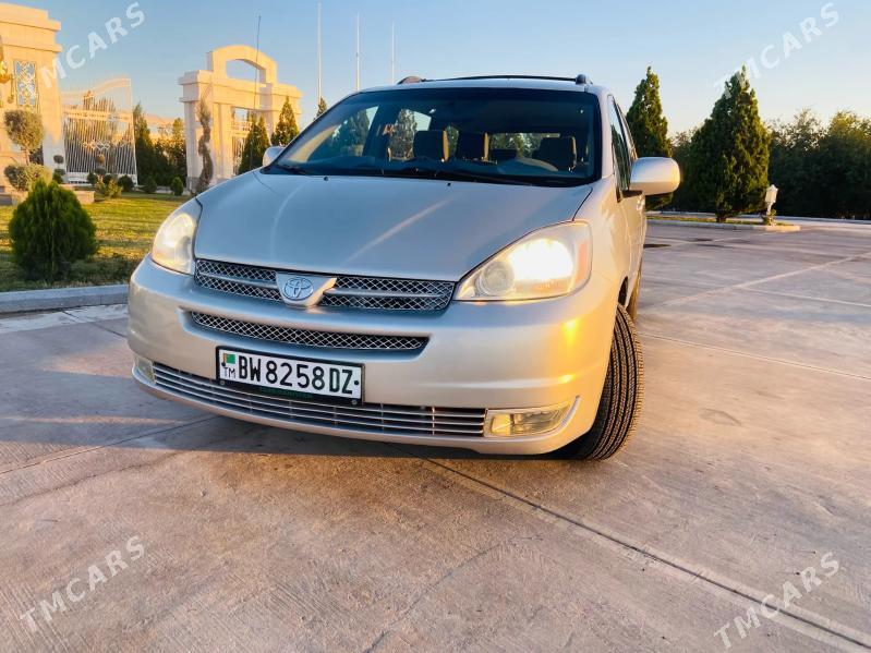 Toyota Sienna 2003 - 185 000 TMT - Дашогуз - img 4