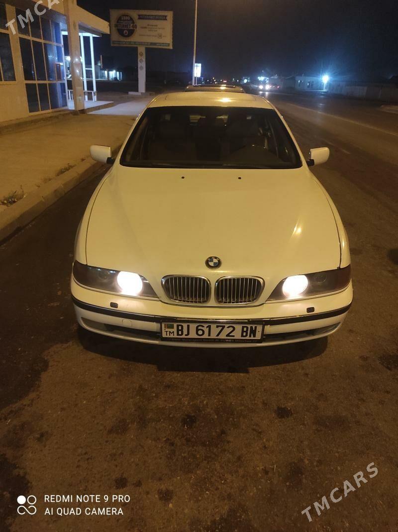 BMW E39 1996 - 80 000 TMT - Балканабат - img 6