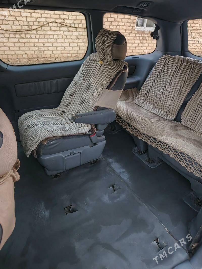 Toyota Sienna 2000 - 160 000 TMT - Багир - img 4