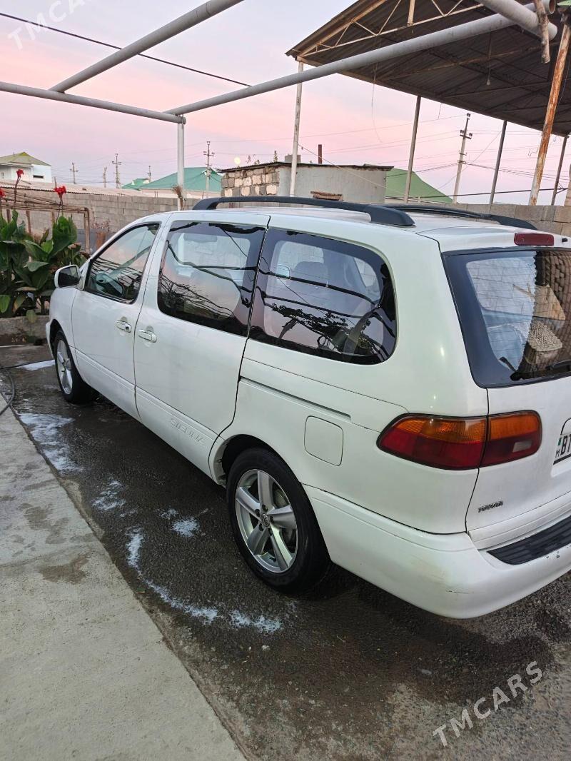 Toyota Sienna 2000 - 160 000 TMT - Багир - img 7