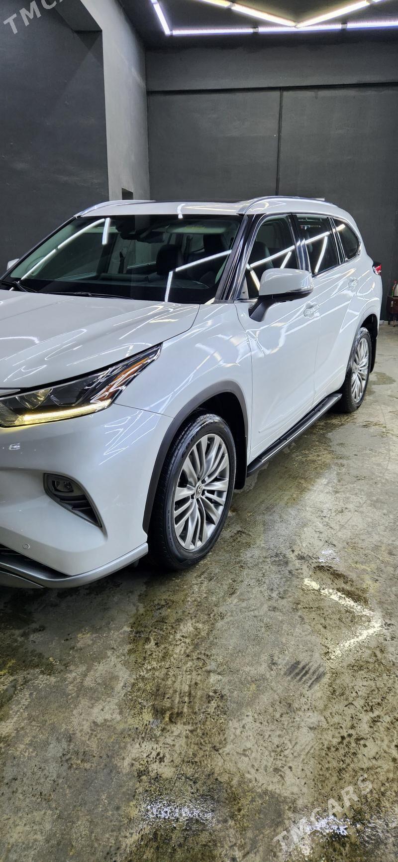 Toyota Highlander 2021 - 720 000 TMT - Гуртли - img 2