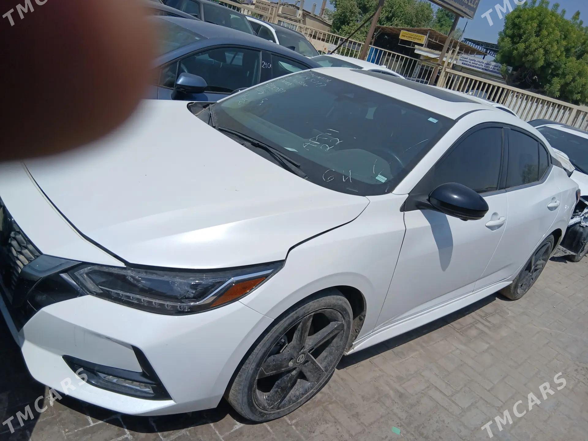 Nissan Sentra 2023 - 215 000 TMT - Теджен - img 9