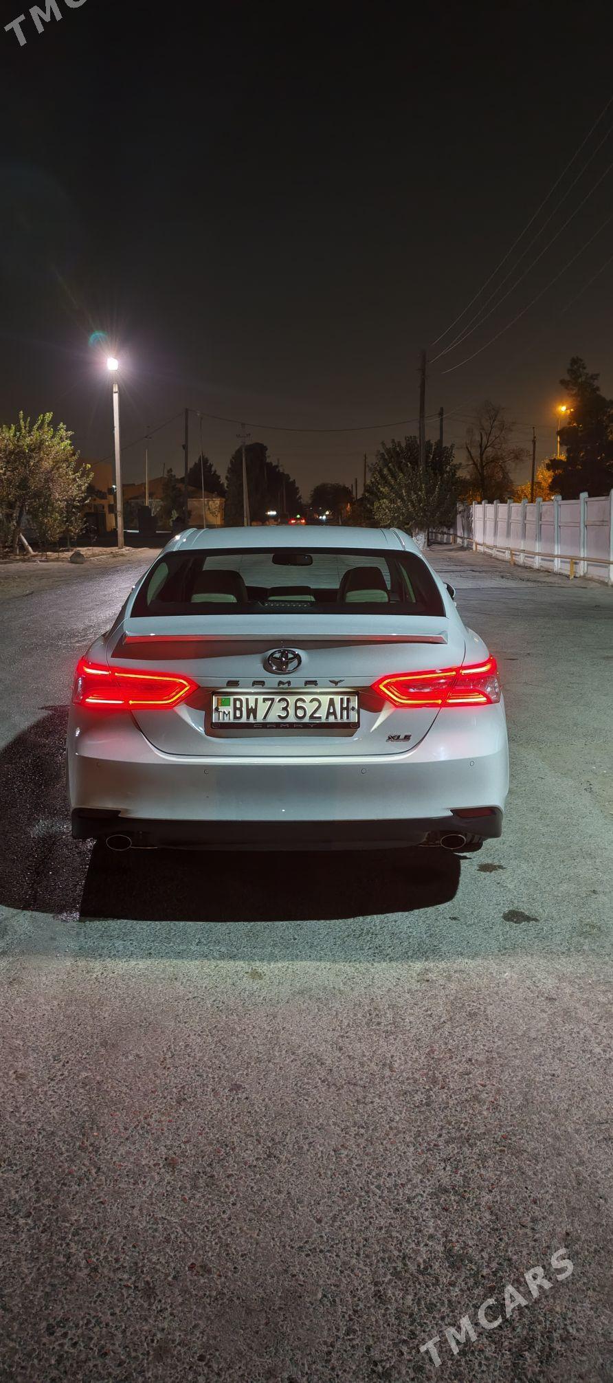 Toyota Camry 2018 - 305 000 TMT - Анев - img 7