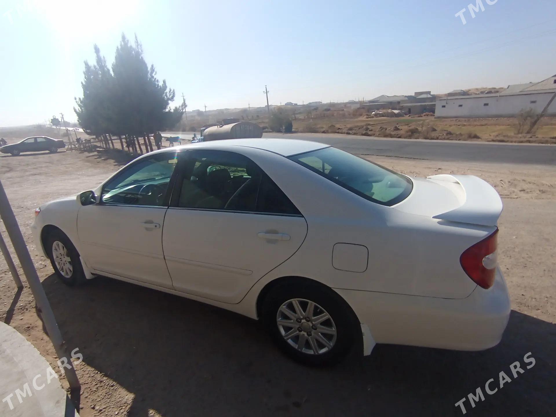 Toyota Camry 2002 - 175 000 TMT - Ýolöten - img 4