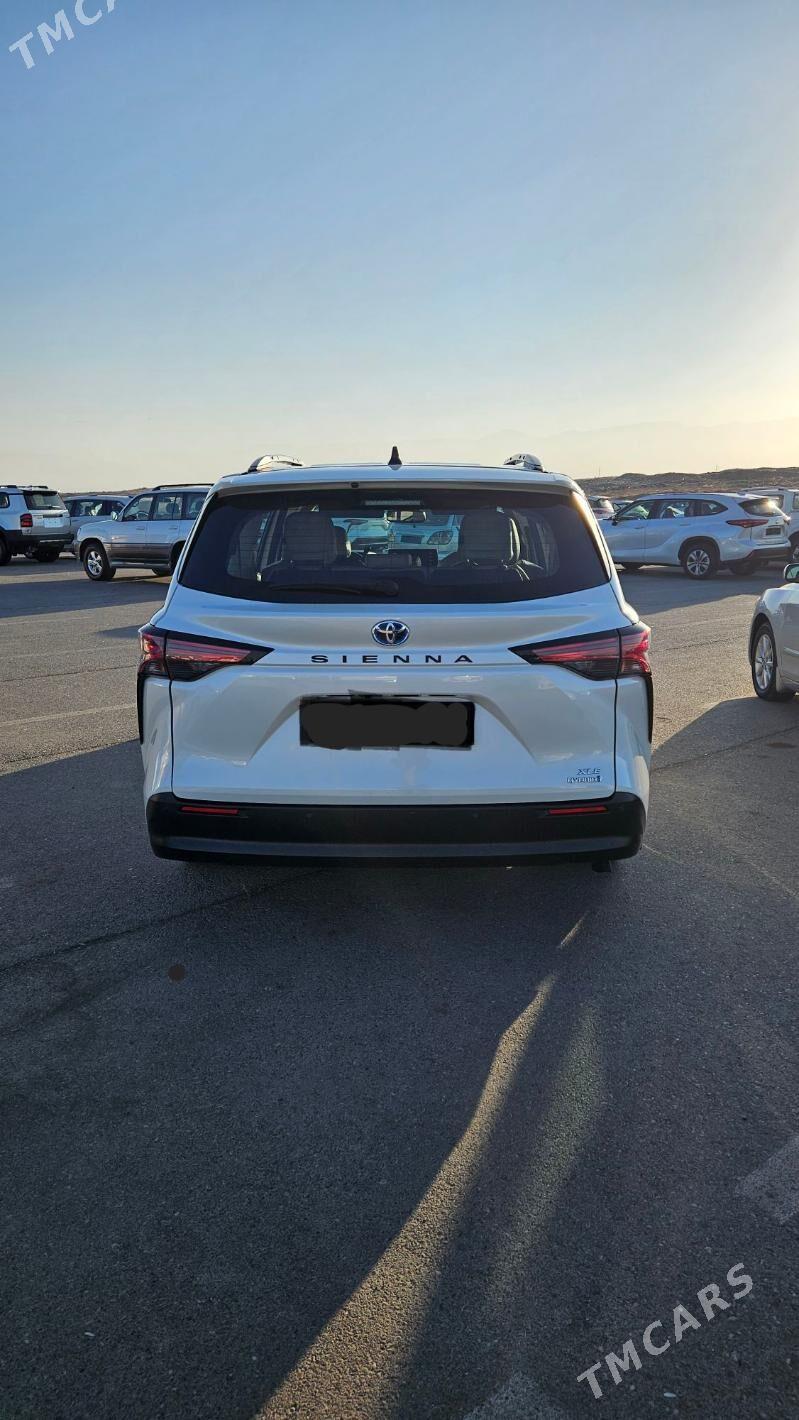 Toyota Sienna 2022 - 535 000 TMT - Ашхабад - img 7