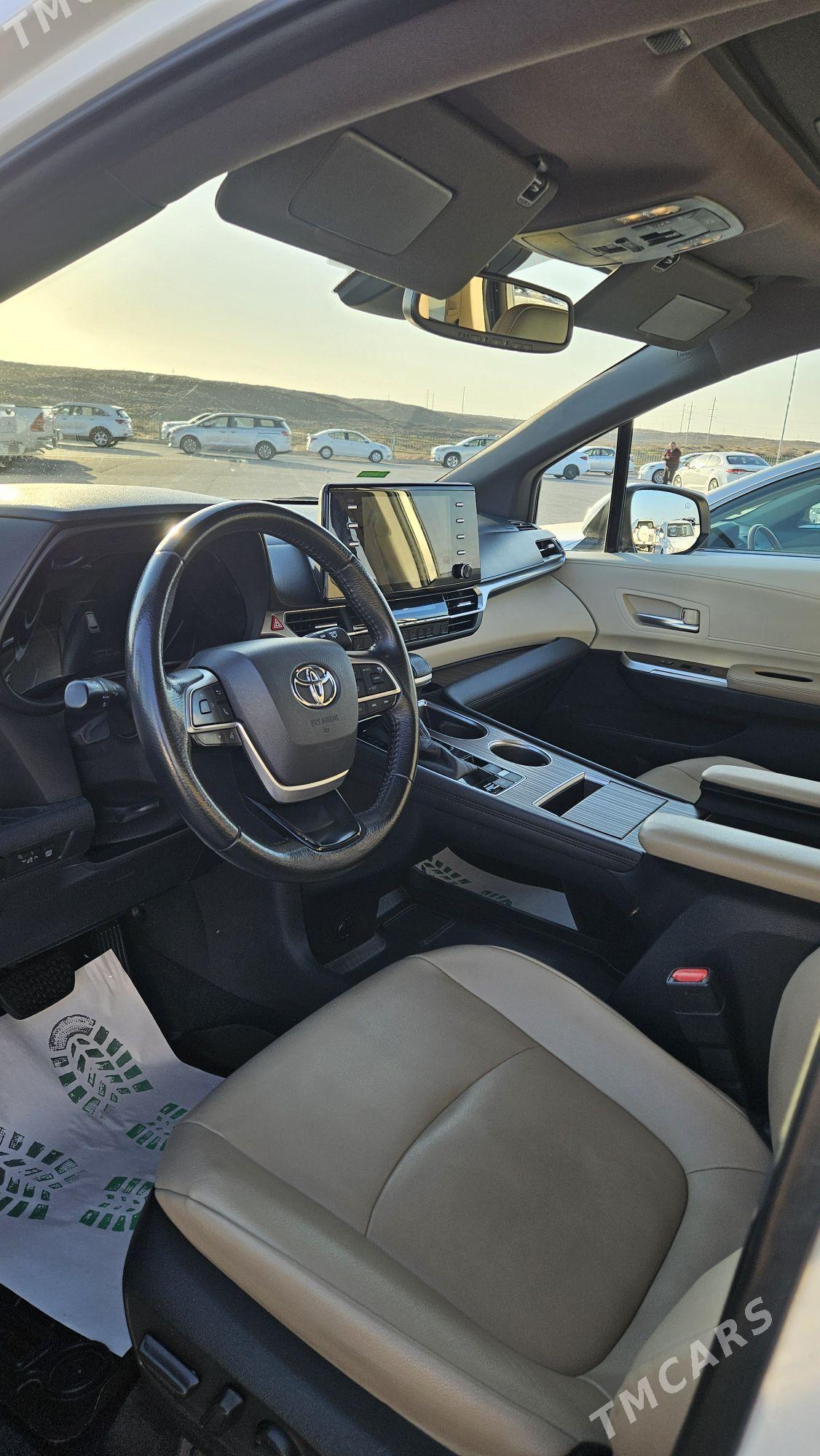 Toyota Sienna 2022 - 535 000 TMT - Ашхабад - img 3