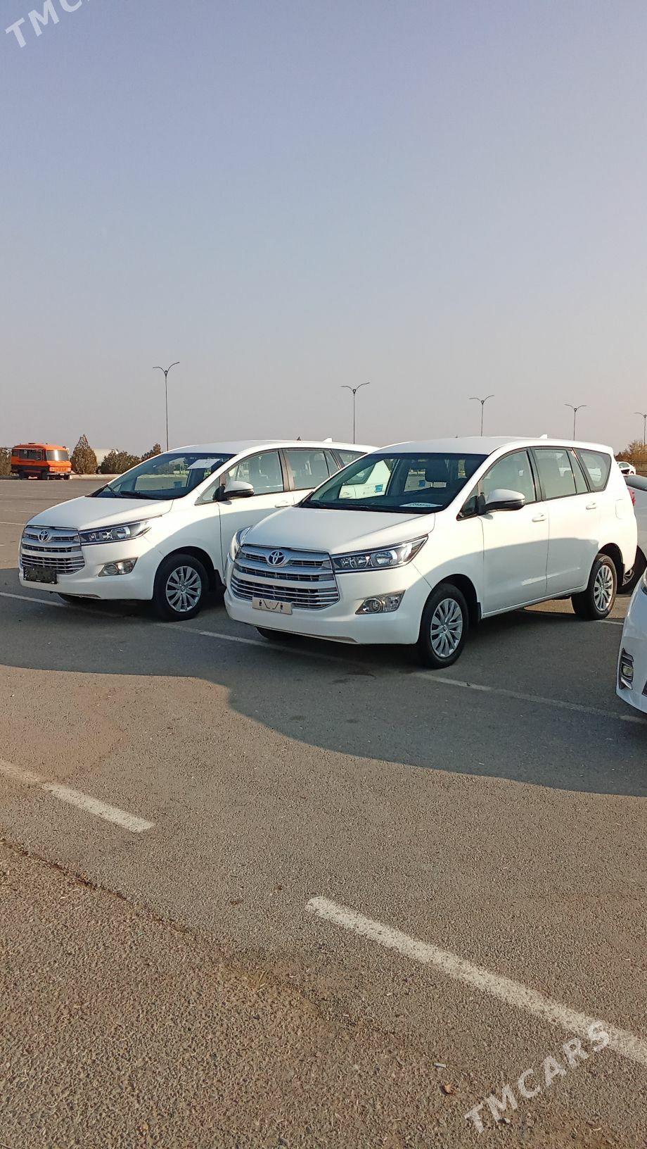 Toyota Innova 2022 - 285 000 TMT - "Алтын Асыр" Гундогар базары ( Толкучка) - img 4