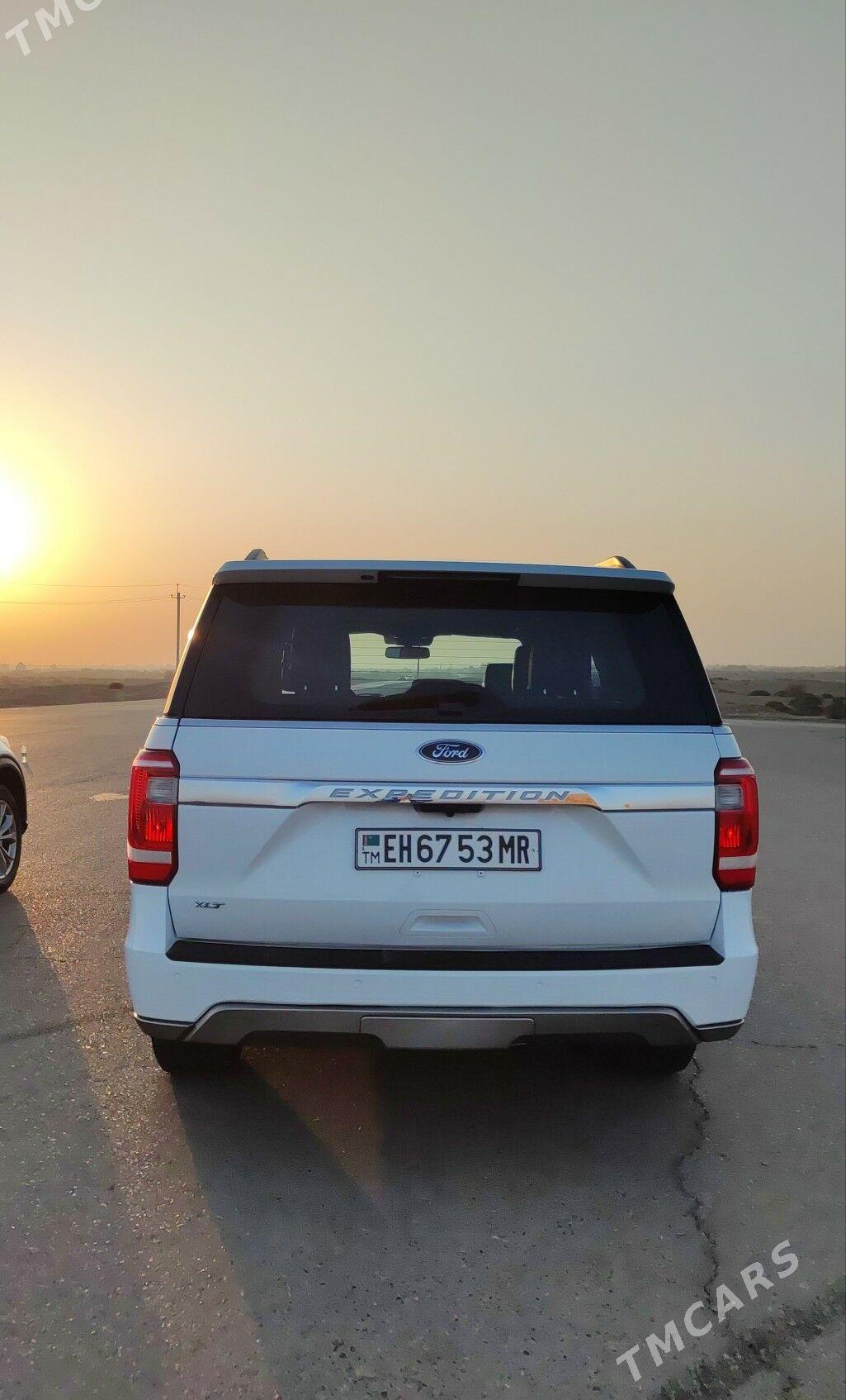 Ford Expedition 2020 - 480 000 TMT - Байрамали - img 3