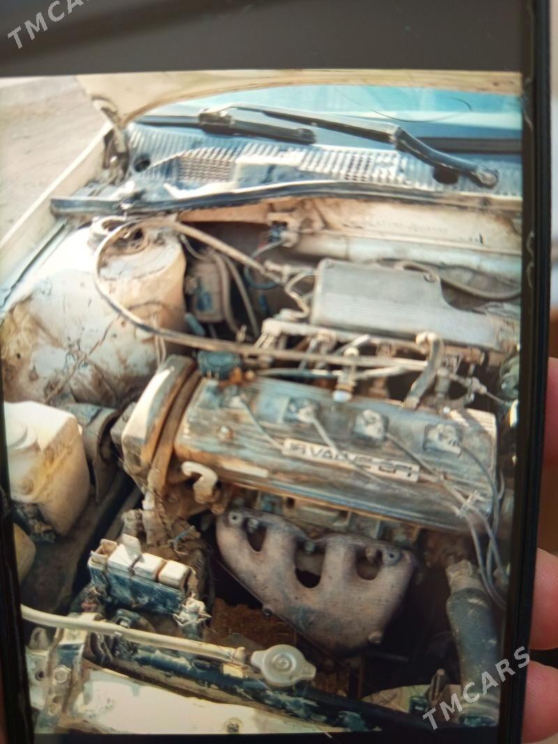 Toyota Carina 1993 - 30 000 TMT - Тагтабазар - img 2