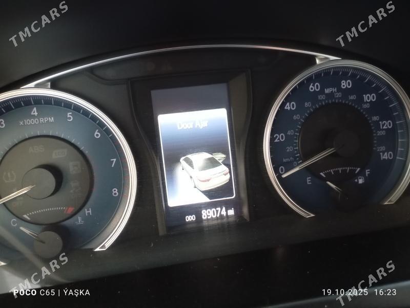 Toyota Camry 2017 - 270 000 TMT - Türkmengala - img 4