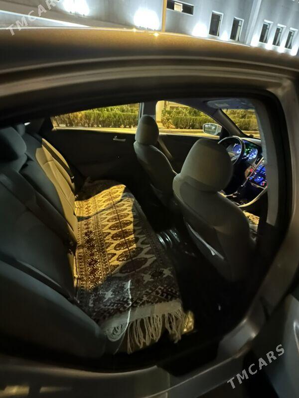 Hyundai Sonata 2010 - 139 000 TMT - Кëши - img 7