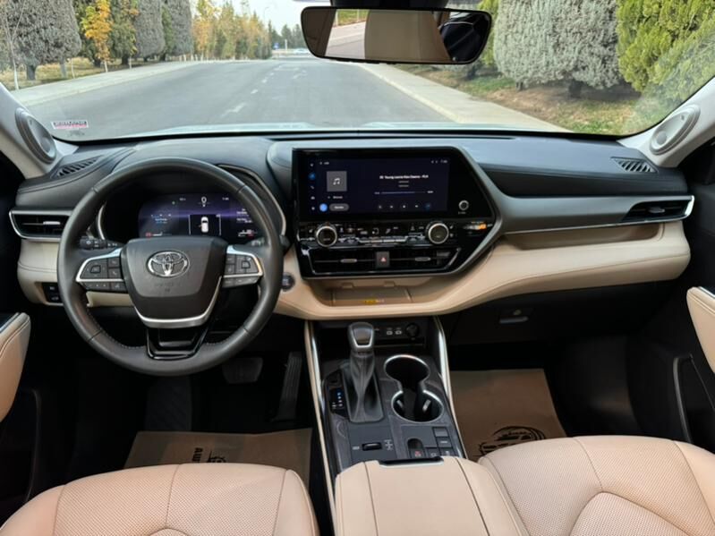 Toyota Highlander 2023 - 617 000 TMT - Aşgabat - img 9