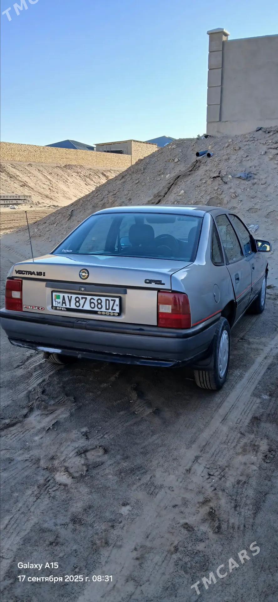 Opel Vectra 1992 - 42 000 TMT - Гурбансолтан Едже - img 4