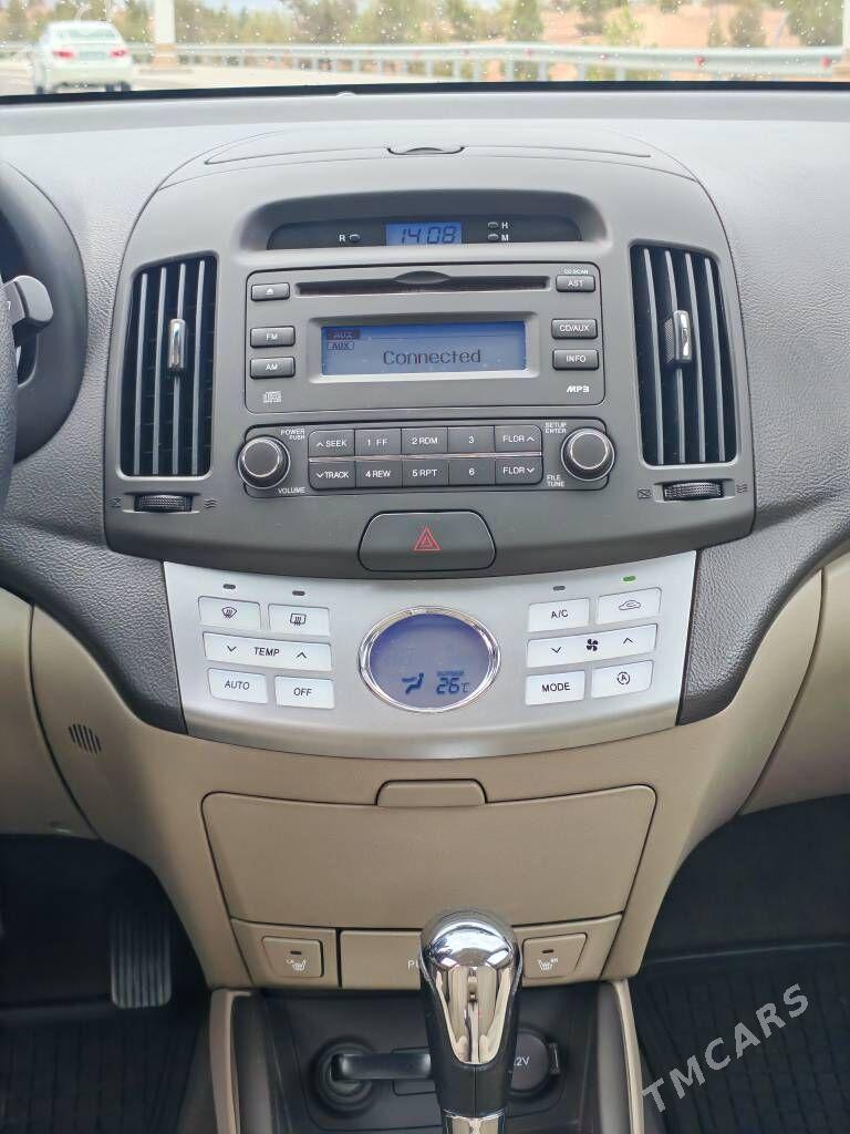 Hyundai Elantra 2010 - 250 000 TMT - Aşgabat - img 9