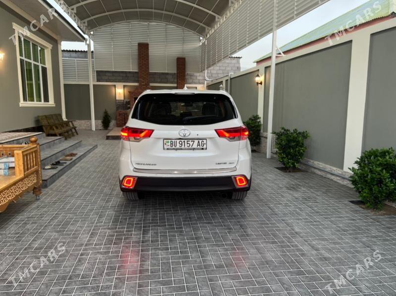 Toyota Highlander 2018 - 520 000 TMT - Ашхабад - img 2