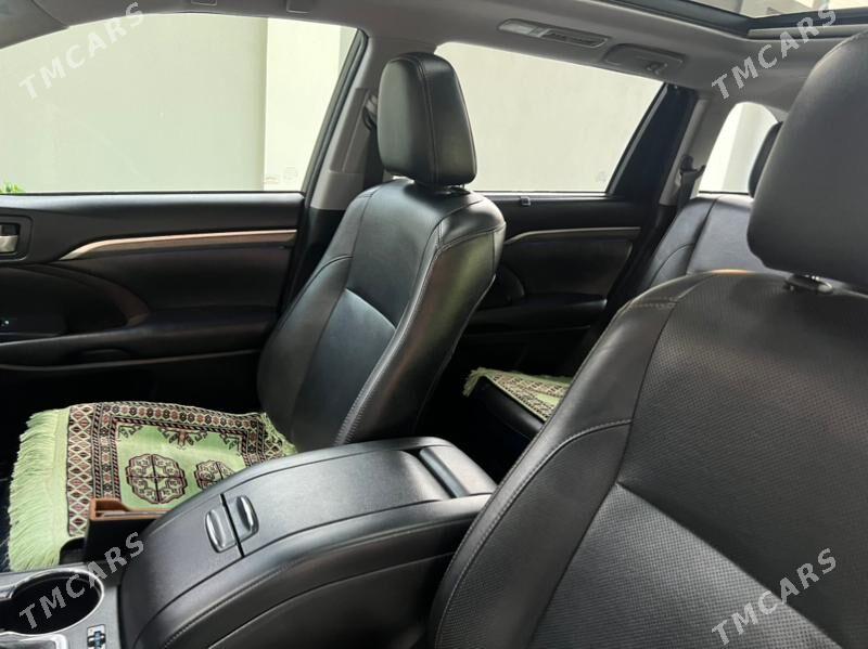 Toyota Highlander 2018 - 520 000 TMT - Ашхабад - img 6