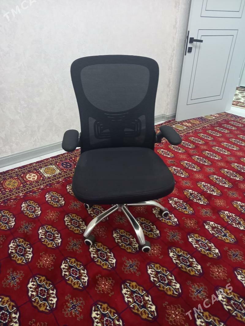 Kreslo - Podwoýski köç. (Bitarap Türkmenistan şaýoly) - img 1