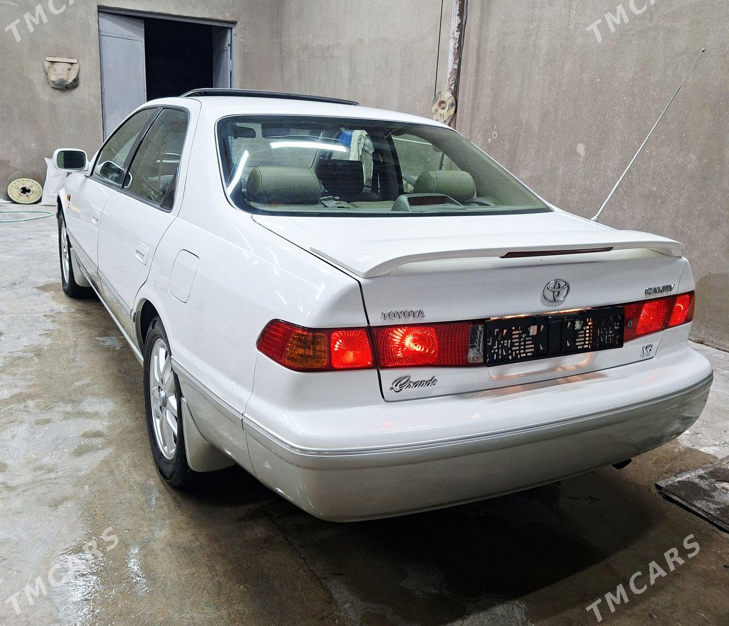 Toyota Camry 1999 - 180 000 TMT - Гурбансолтан Едже - img 8
