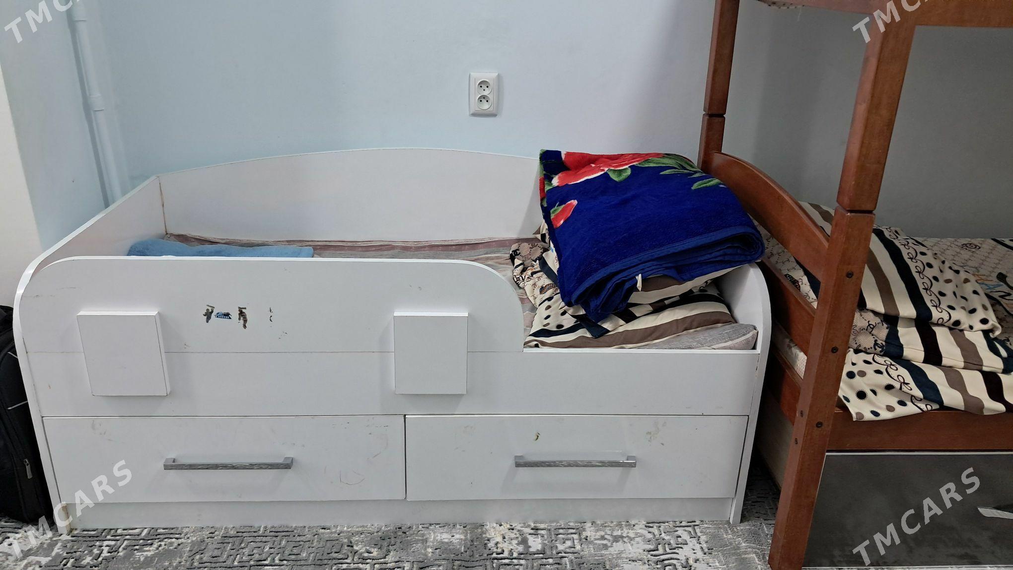 krowat - Mary - img 3