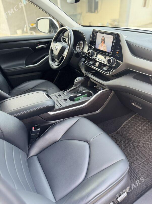 Toyota Highlander 2022 - 527 000 TMT - Aşgabat - img 8