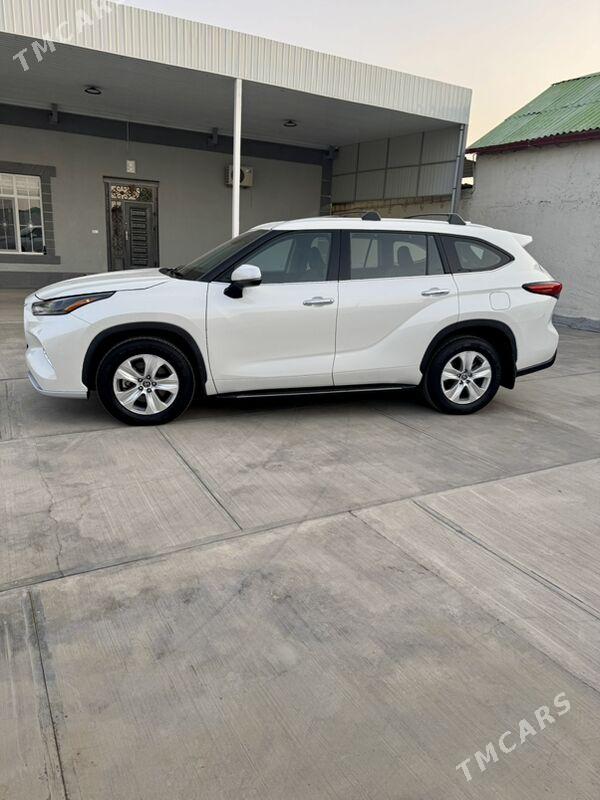 Toyota Highlander 2022 - 527 000 TMT - Aşgabat - img 7