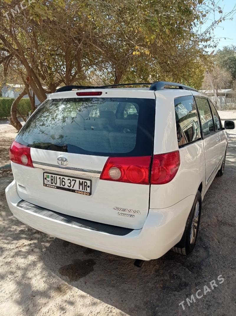 Toyota Sienna 2008 - 210 000 TMT - Мары - img 4