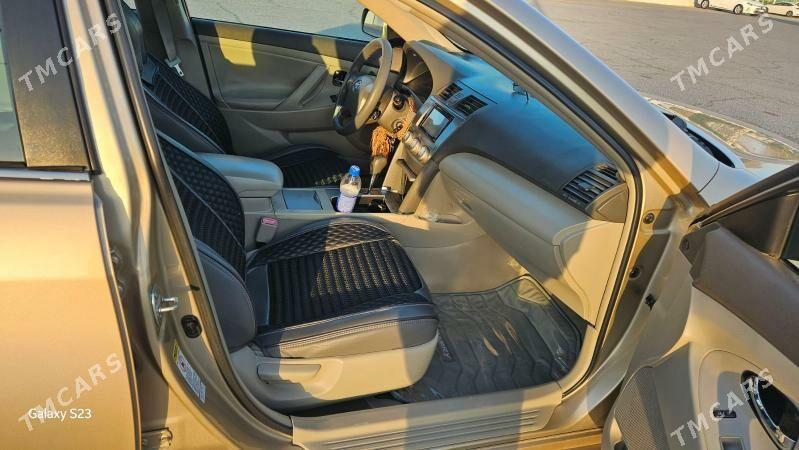 Toyota Camry 2010 - 195 000 TMT - Теджен - img 8