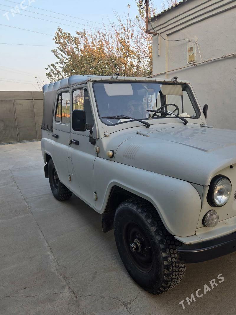 UAZ 469 2002 - 130 000 TMT - Aşgabat - img 4