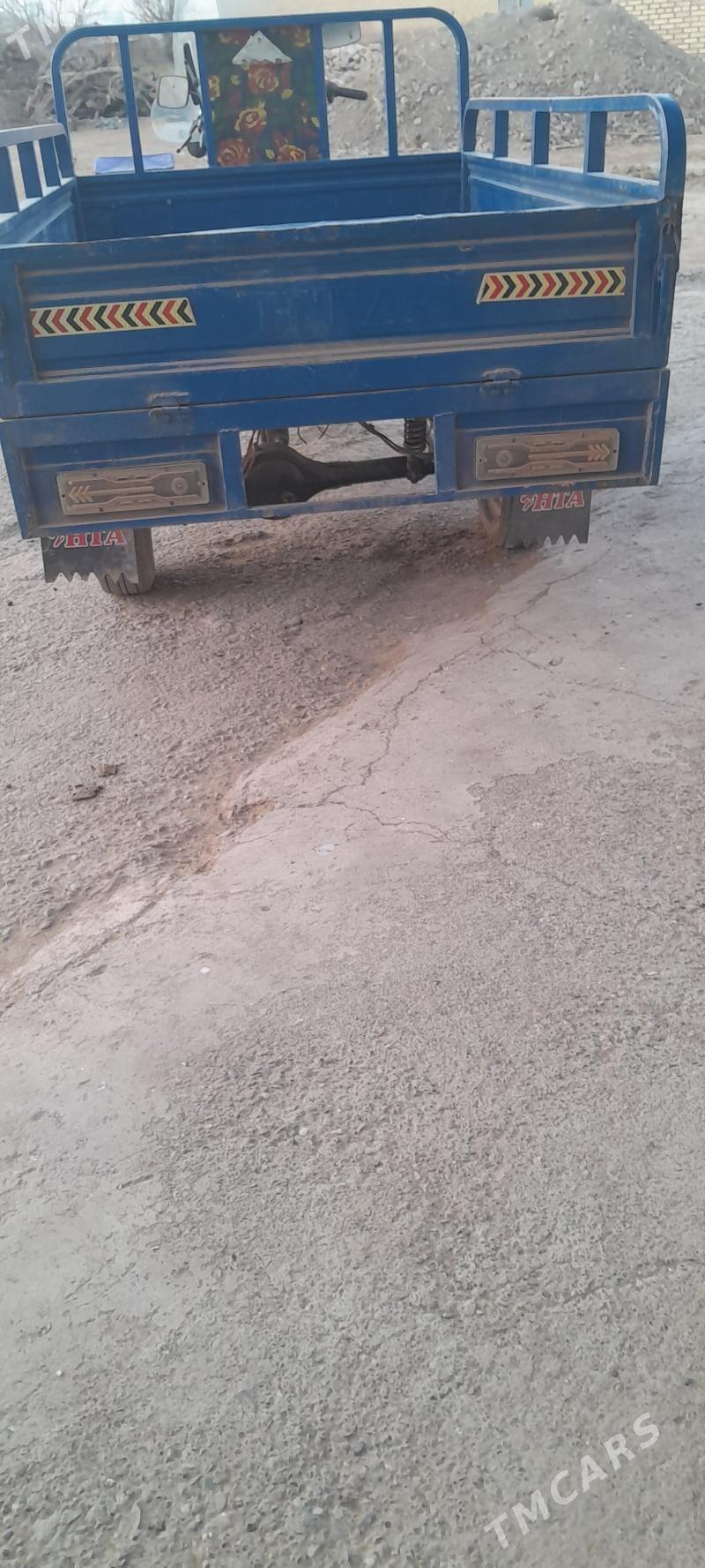 Fekon FK200-14G 2011 - 19 000 TMT - Серахс - img 1