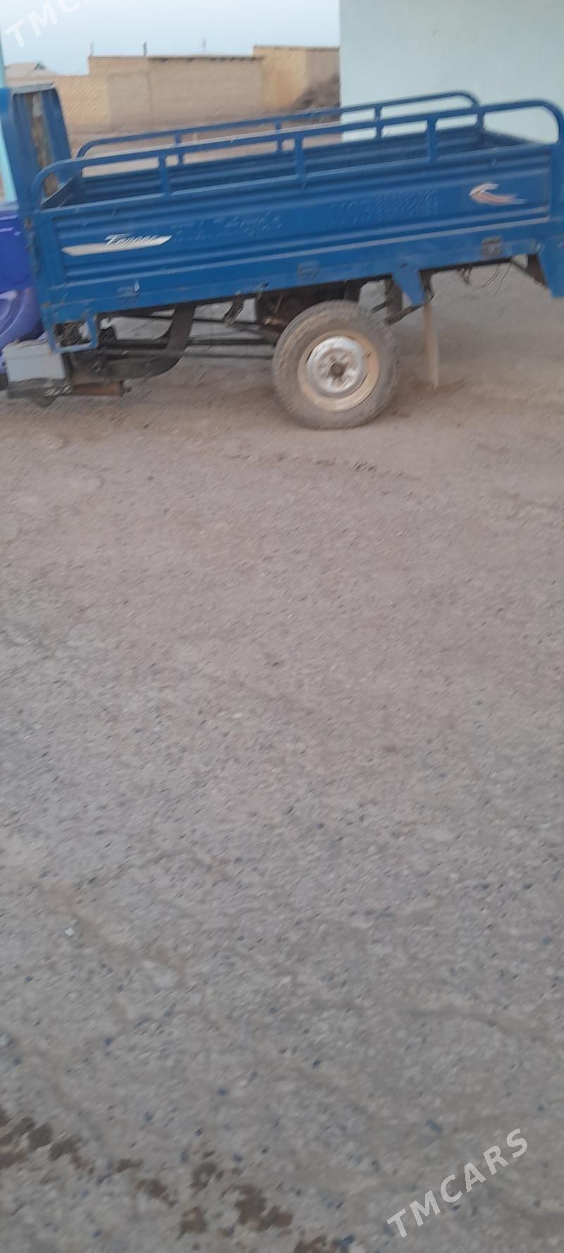 Fekon FK200-14G 2011 - 19 000 TMT - Серахс - img 2