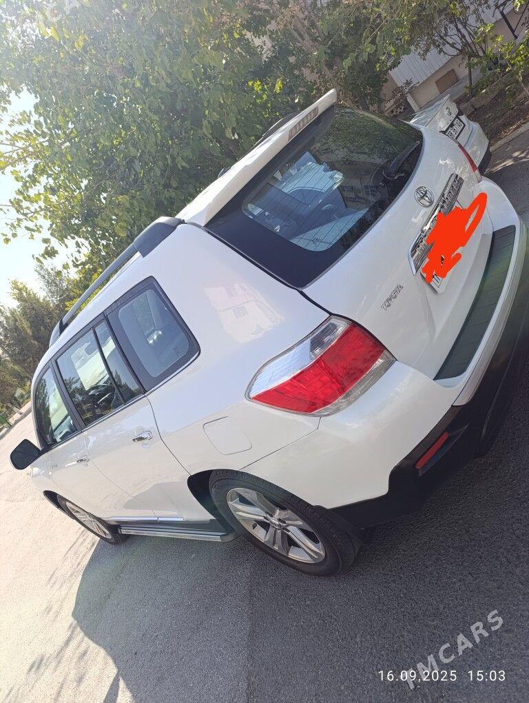 Toyota Highlander 2011 - 325 000 TMT - Ашхабад - img 2