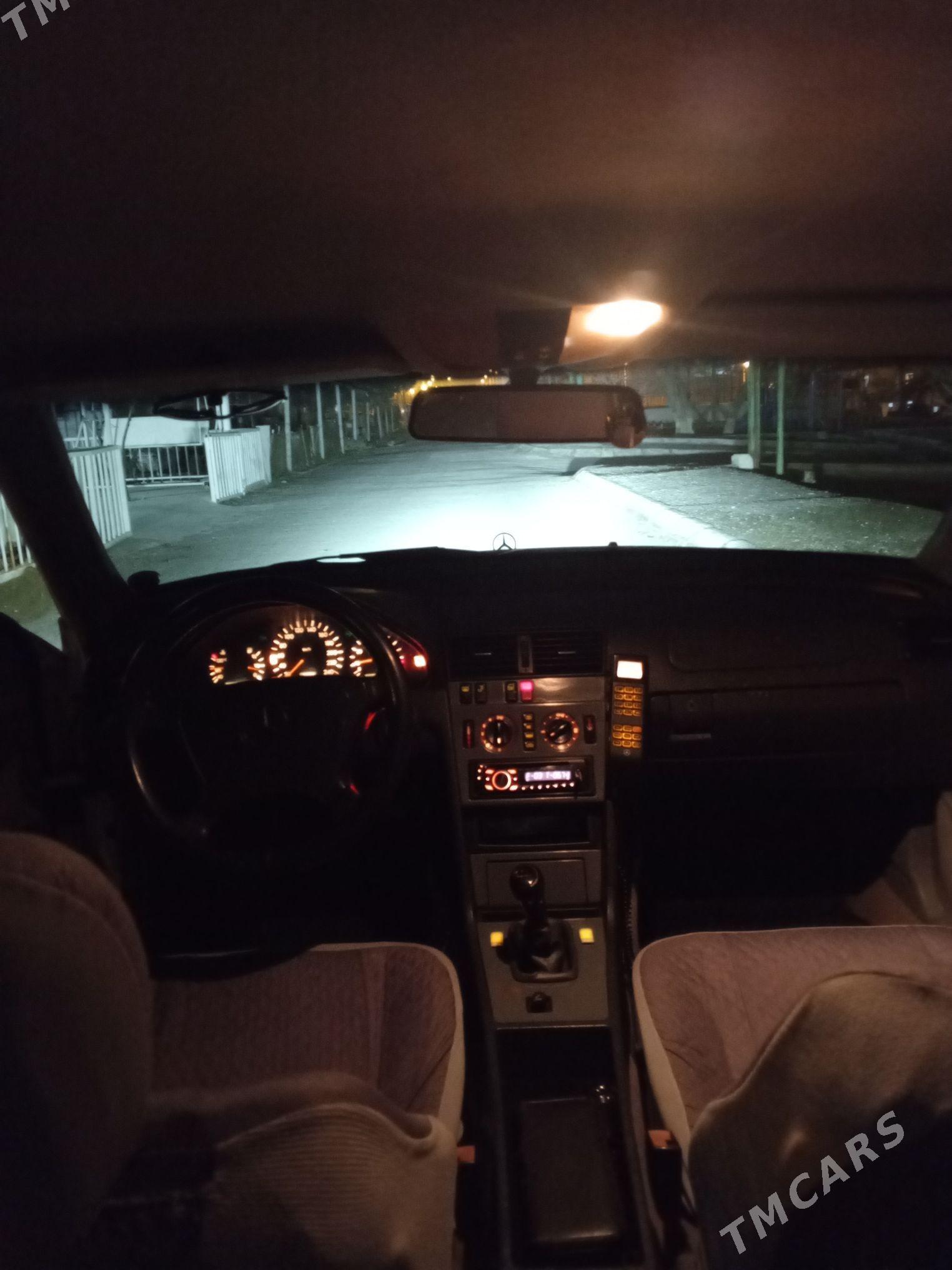 Mercedes-Benz C-Class 1994 - 55 000 TMT - Türkmenbaşy - img 3