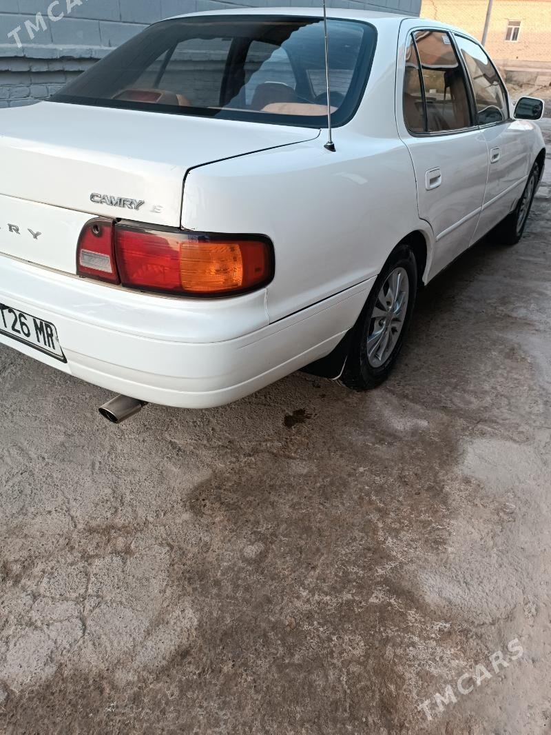 Toyota Camry 1994 - 110 000 TMT - Mary - img 3
